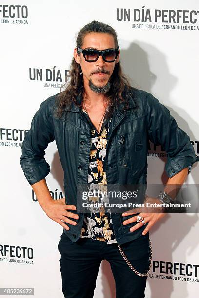 Oscar Jaenada attends 'A perfect day' premiere on August 25, 2015 in Madrid, Spain.