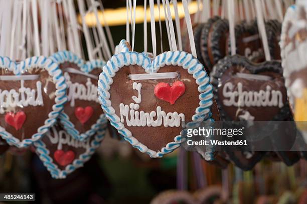 germany, munich, german gingerbread hearts at viktualienmarkt - viktualienmarkt stock pictures, royalty-free photos & images