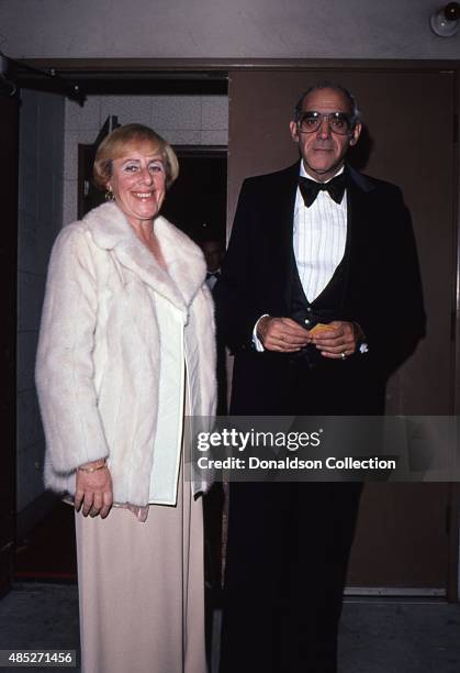 Actor Abe Vigoda and his wife Beatrice Schy attend an event in circa 1980 in Los Angeles, California.