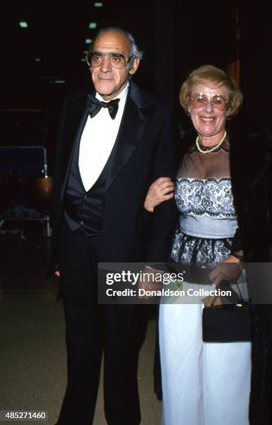 Actor Abe Vigoda and his wife Beatrice Schy attend an event in circa 1980 in Los Angeles, California.