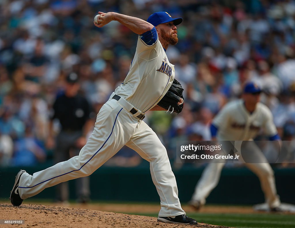 Chicago White Sox v Seattle Mariners