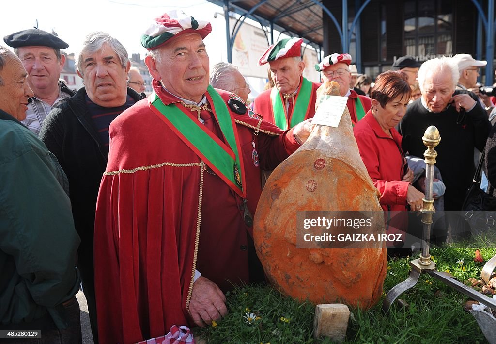 FRANCE-GASTRONOMY-TRADITION-FOOD-BAYONNE-FAIR