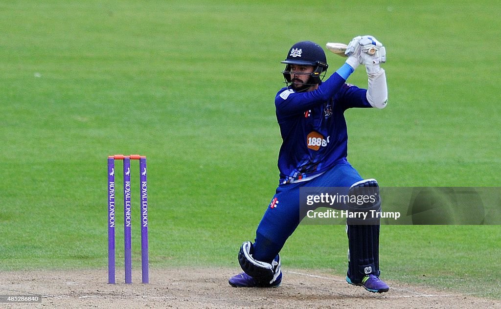 Gloucestershire v Hampshire - Royal London One-Day Cup Quarter Final