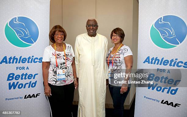 Daughter and Grand Daughter of Jesse Owens meet IAAF President Diack as Jesse Owens Foundation partners with IAAF Athletics for a Better World - IAAF...