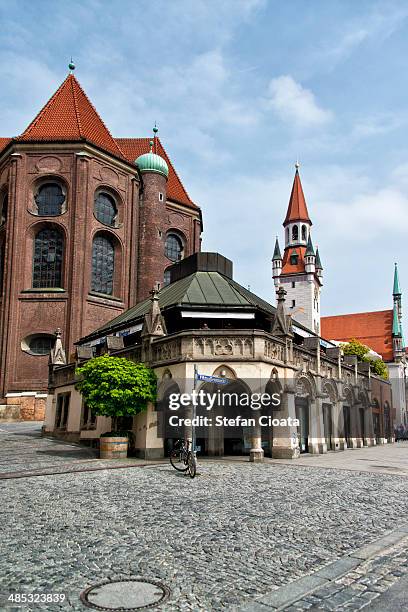 viktualienmarkt munchen - viktualienmarkt stock pictures, royalty-free photos & images