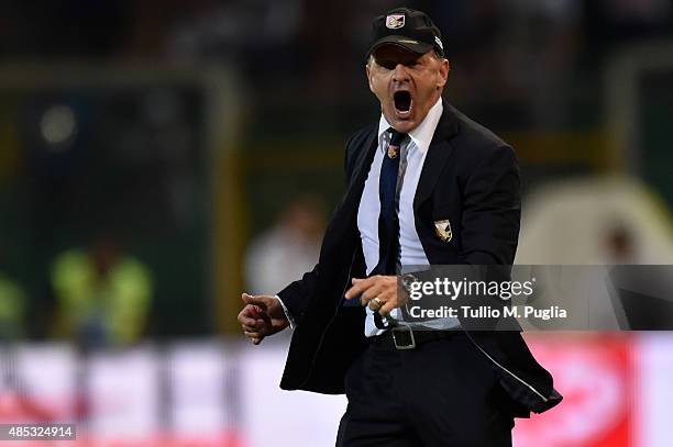 Head coach Giuseppe Iachini of Palermo celebrates after winning the Serie A match between US Citta di Palermo and Genoa CFC at Stadio Renzo Barbera...