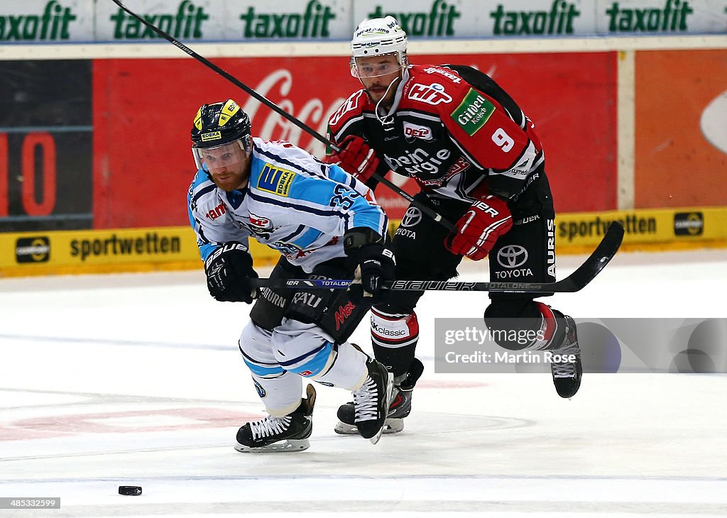 Koelner Haie v ERC Ingolstadt - 2014 DEL Playoffs Game 1