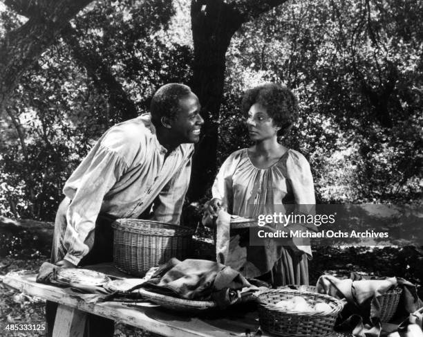 Richard Roundtree plays a slave who brings love fleetingly into the life of Leslie Uggams in the 6th segment of the TV miniseries "Roots" which aired...