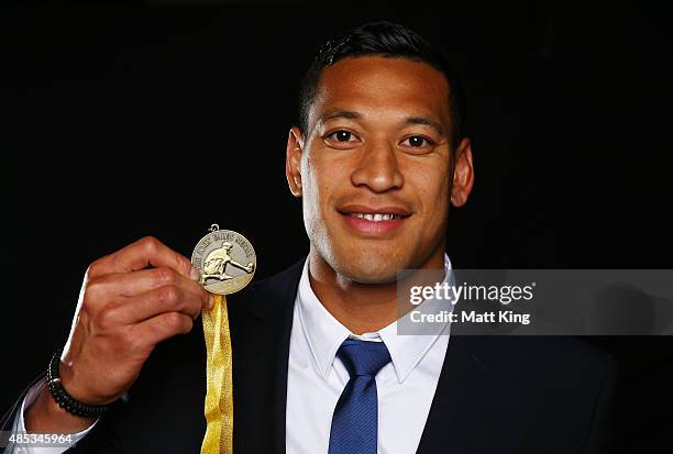 Israel Folau of the Wallabies poses after winning the John Eales Medal during the John Eales Medal at Royal Randwick Racecourse on August 27, 2015 in...