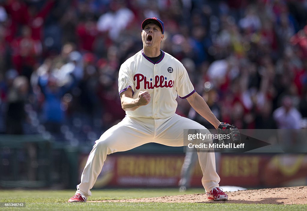 Atlanta Braves v Philadelphia Phillies