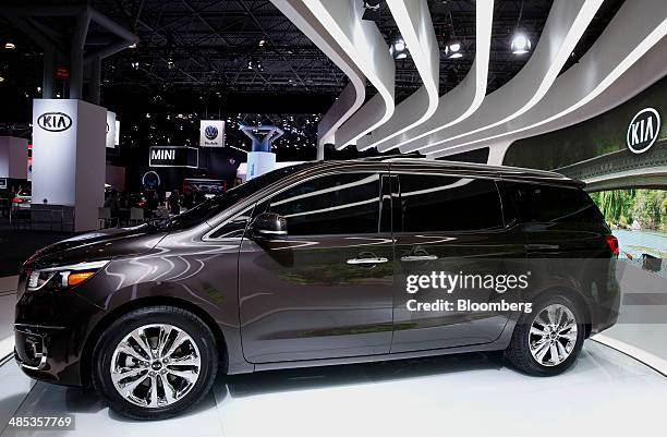 The Kia Motors Corp. 2015 Sedona minivan is displayed during the 2014 New York International Auto Show in New York, U.S., on Thursday, April 17,...