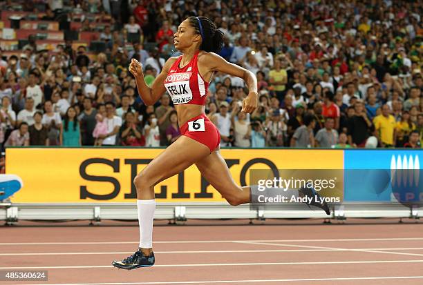 Allyson Felix of the United States on her way to winning gold in the Women's 400 metres Final during day six of the 15th IAAF World Athletics...