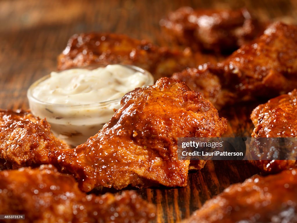 Alitas de pollo con salsa de barbacoa