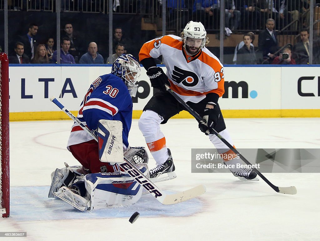 Philadelphia Flyers v New York Rangers - Game One