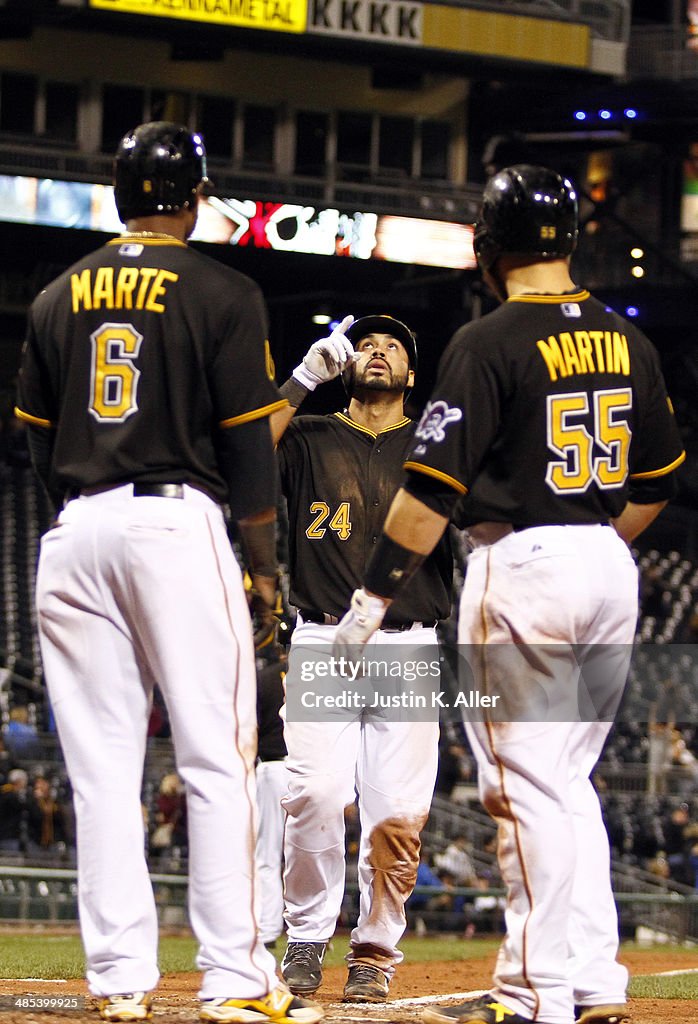 Milwaukee Brewers v Pittsburgh Pirates