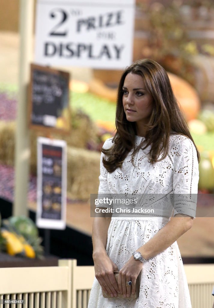 The Duke And Duchess Of Cambridge Tour Australia And New Zealand - Day 12