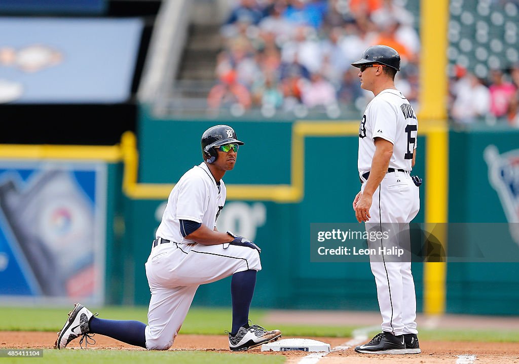 Los Angeles of Anaheim of Anaheim v Detroit Tigers