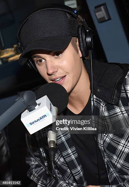 Justin Bieber visits SiriusXM Hits 1's The Morning Mash Up at SiriusXM Studios on August 27, 2015 in Los Angeles, California.