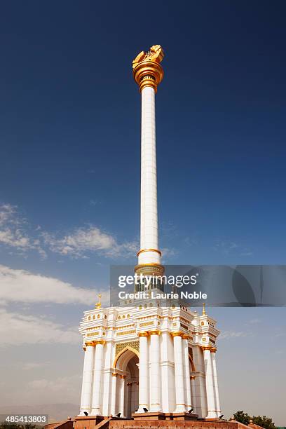 tajikistan column, rudaki park, dushanbe - dushanbe stock pictures, royalty-free photos & images