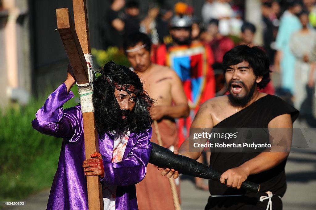 Indonesian Catholics Celebrate Good Friday