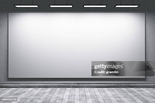 empty education office room with big projection screen - projection screen stockfoto's en -beelden