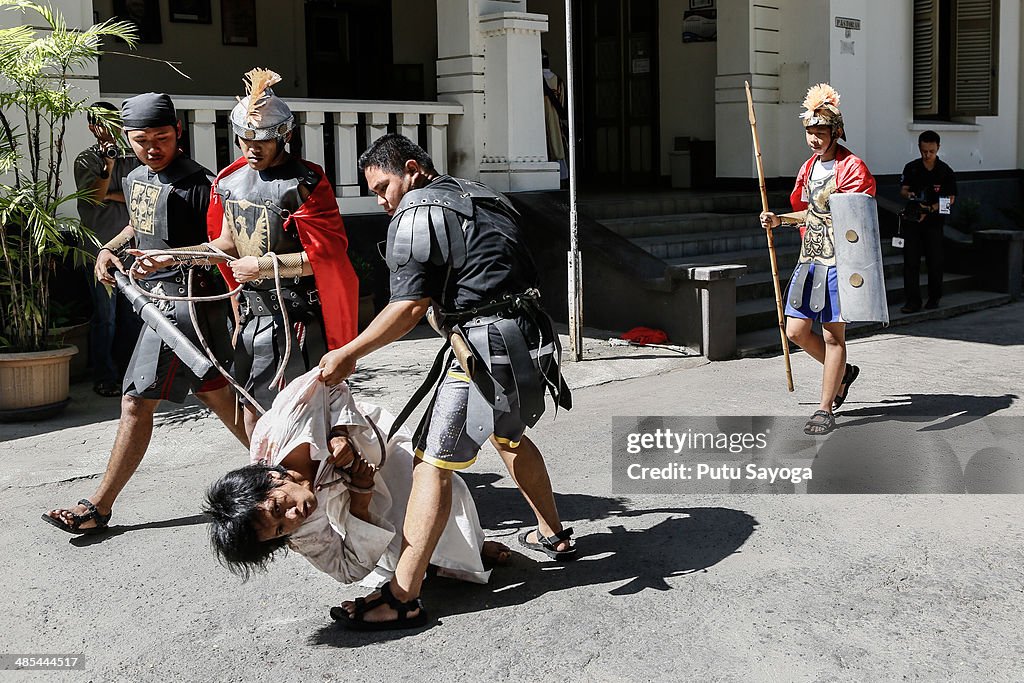 Indonesian Catholics Celebrate Good Friday