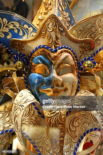 venice, masks for carnival of venice, italy - máscara veneciana fotografías e imágenes de stock