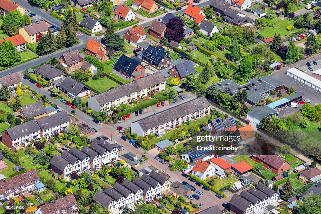 Luftaufnahme der Wohnsiedlung in Celle, Deutschland