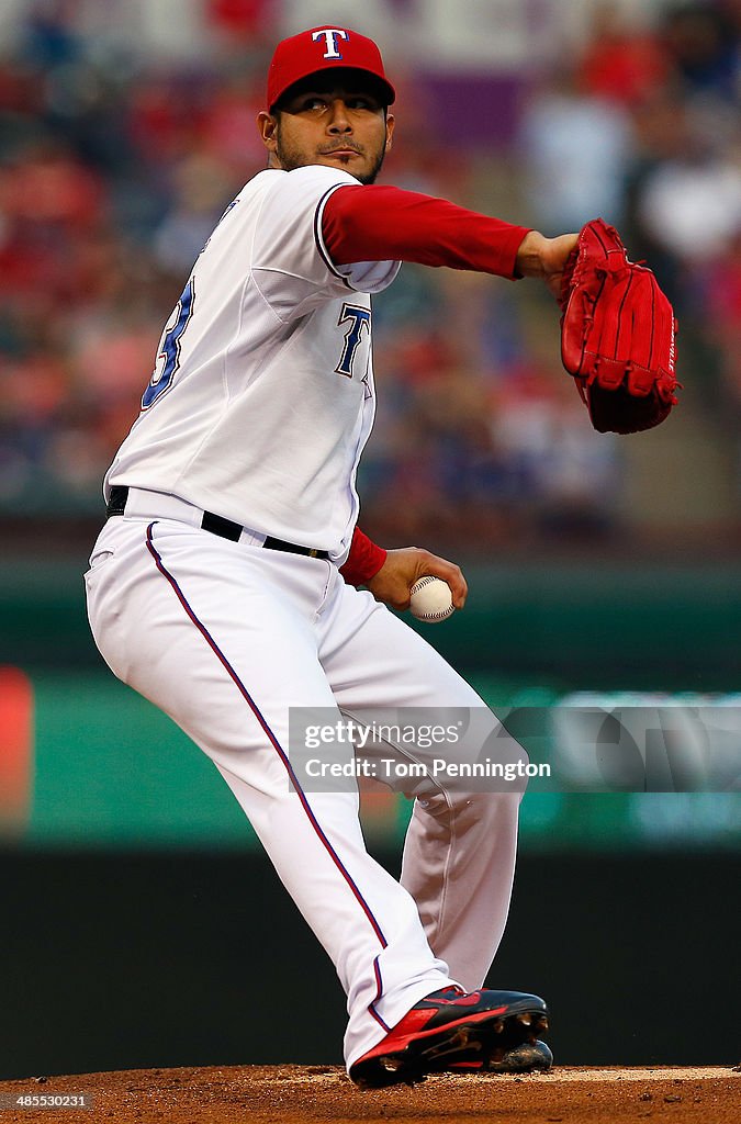 Chicago White Sox v Texas Rangers