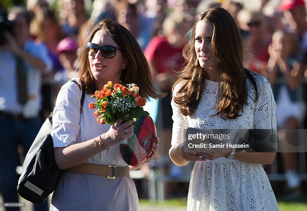 The Duke And Duchess Of Cambridge Tour Australia And New Zealand - Day 10