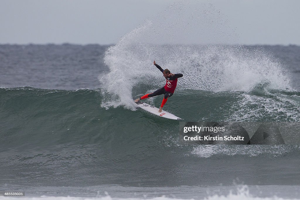 Rip Curl Pro Bells Beach Surfing