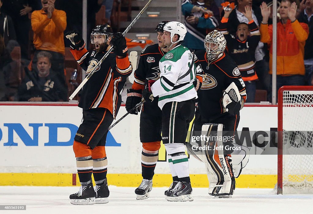 Dallas Stars v Anaheim Ducks - Game Two