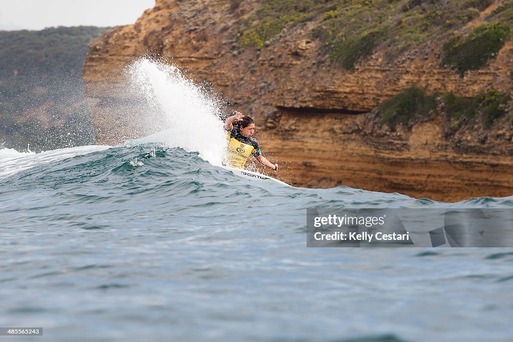 Rip Curl Pro Bells Beach Surfing