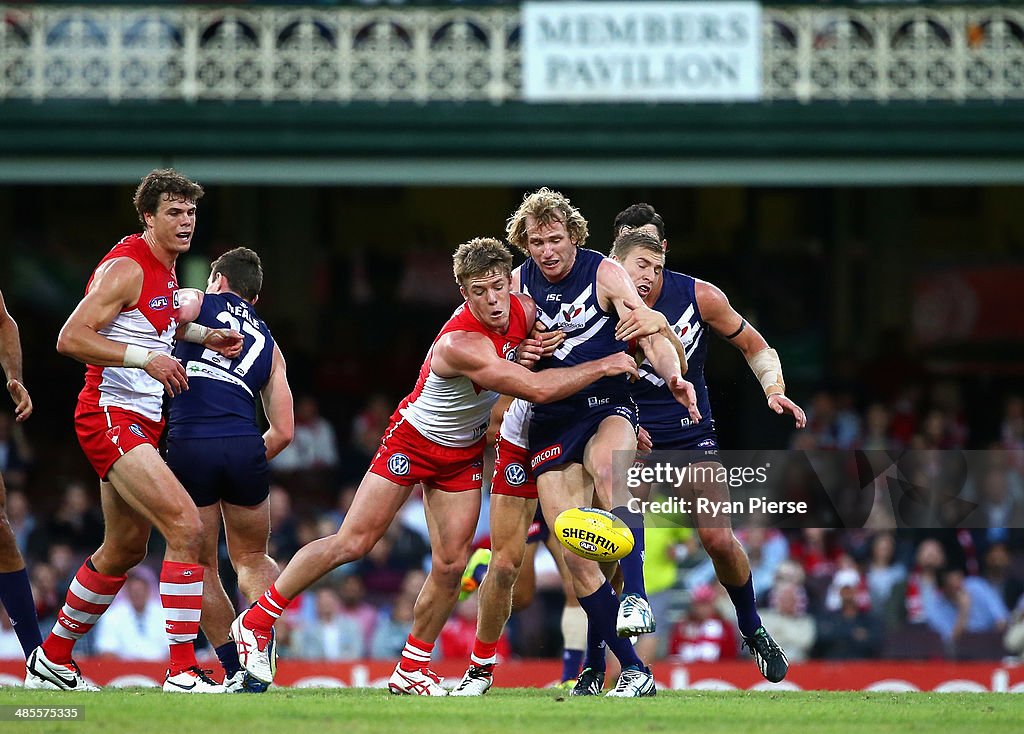 AFL Rd 5 - Sydney v Fremantle