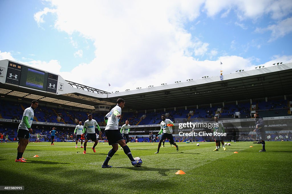 Tottenham Hotspur v Fulham - Premier League