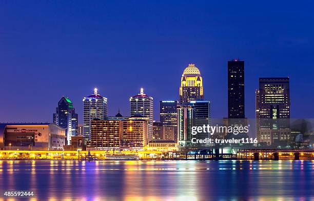 louisville, kentucky - kentucky stock-fotos und bilder