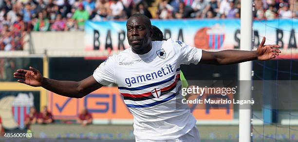 Stefano Okaka of Sampdoria celebrates after scoring his team's equalizing goal during the Serie A match between Calcio Catania and UC Sampdoria at...