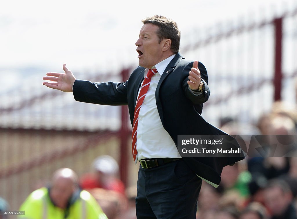 Barnsley v Leeds United - Sky Bet Championship