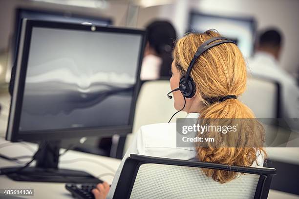 customer support center - sekreterare bildbanksfoton och bilder