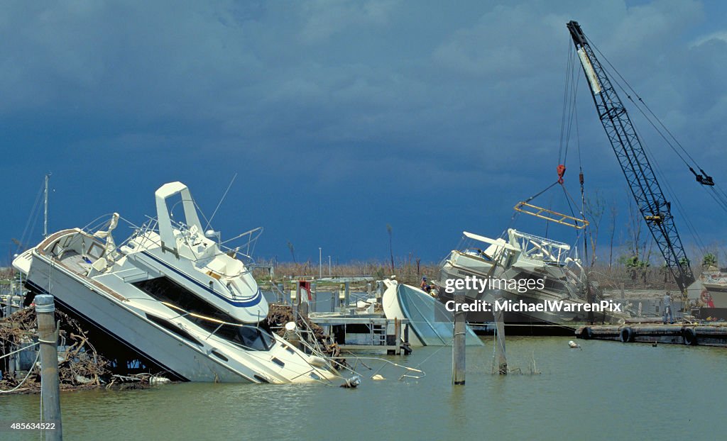 Andrew beschädigte Boote