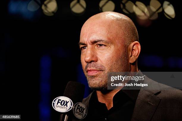 Joe Rogan Favoret Color Joe Rogan Photos and Premium High Res Pictures - Getty Images