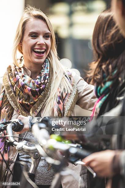 Meetup Woman 126 Friends Meetup Stock Photos, High-Res Pictures, and Images - Getty ...