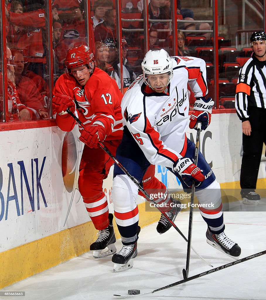 Washington Capitals v Carolina Hurricanes