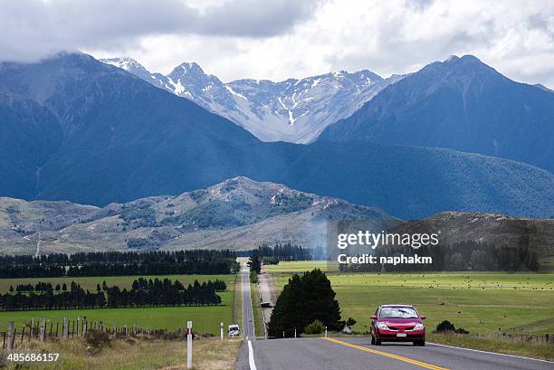 road trip in new zealand - dunedin stock pictures, royalty-free photos & images