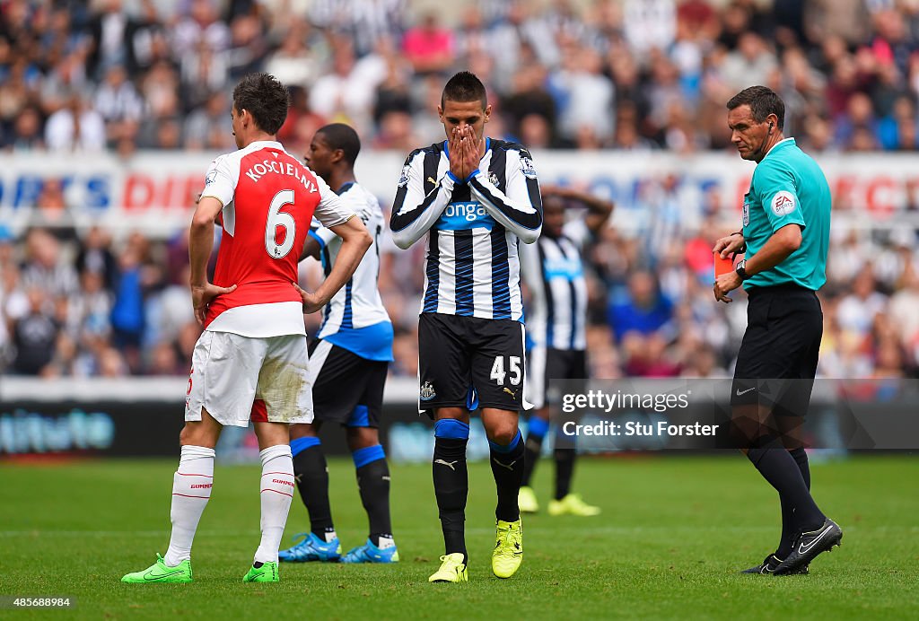 Newcastle United v Arsenal - Premier League