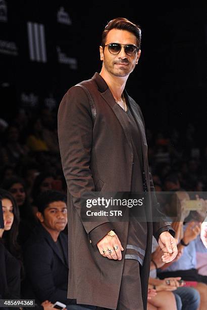Arjun Rample Arjun Rampal Photos Photos and Premium High Res Pictures - Getty Images