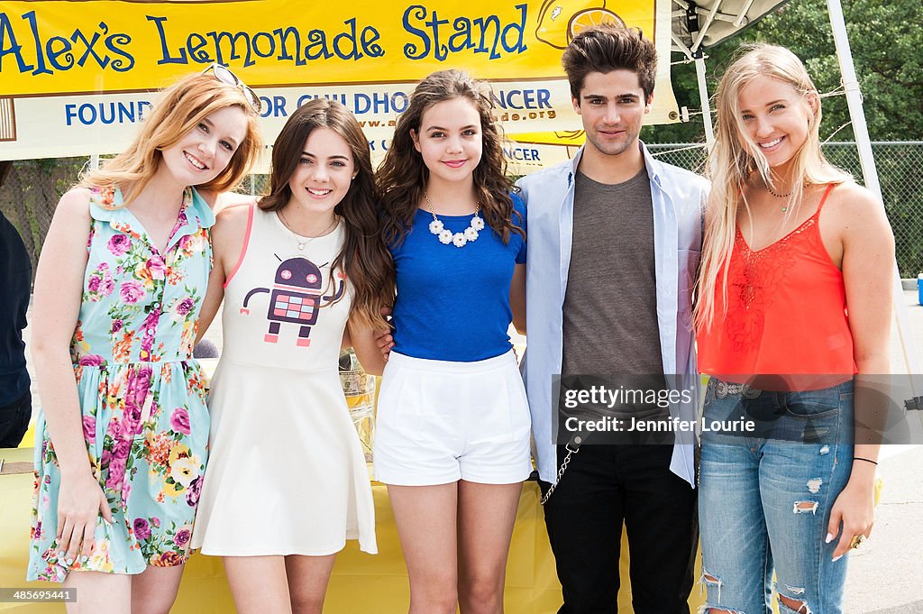 Bailee Madison Volunteers At Alex's Lemonade Stand At Kids Helping Kids Benefit Concert And Fair