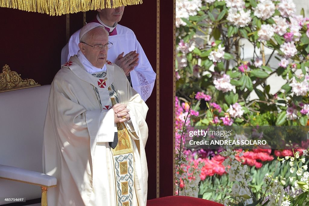 VATICAN-ITALY-POPE-EASTER-MASS-HOLY WEEK