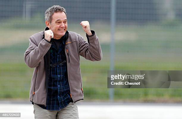 Didier Francois arrives at the Villacoublay military airport on April 20, 2014 in Velizy-Villacoublay, France. The four French journalists taken...