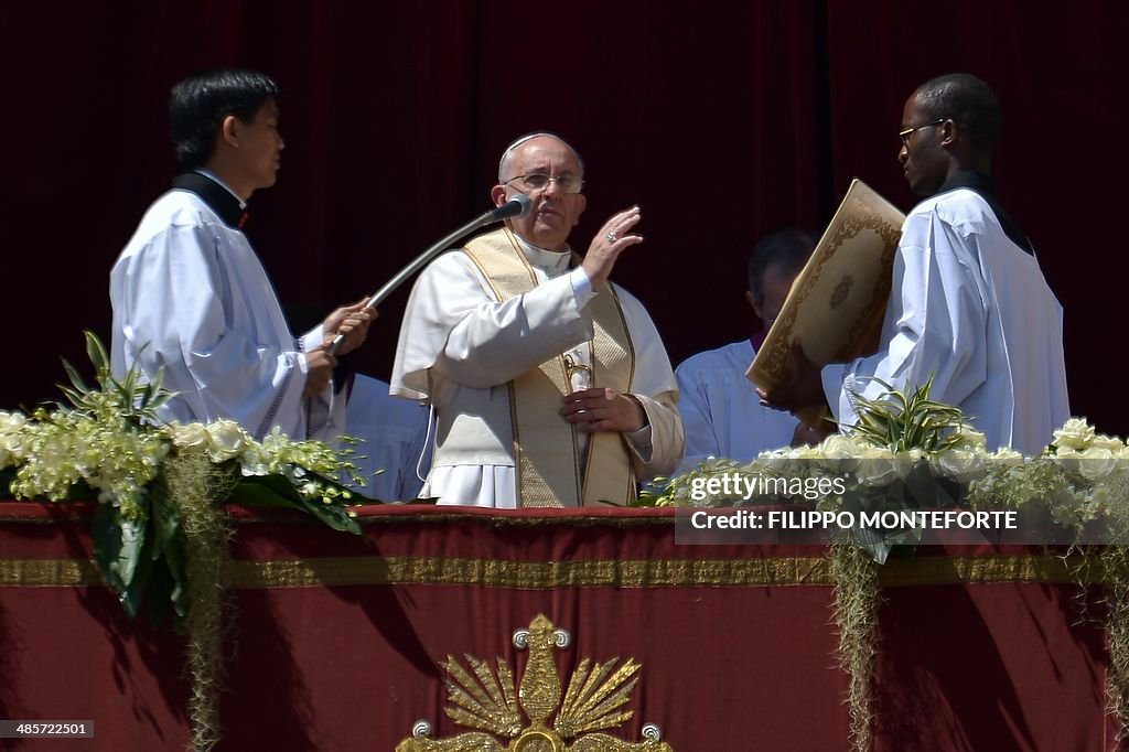 VATICAN-ITALY-POPE-EASTER-MASS-HOLY WEEK